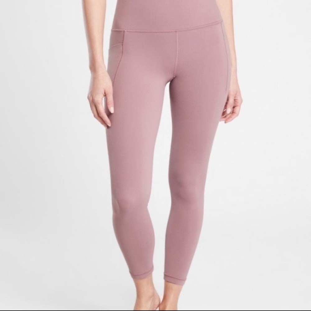Athleta Salutation 7/8 Stash Leggings | Maeve